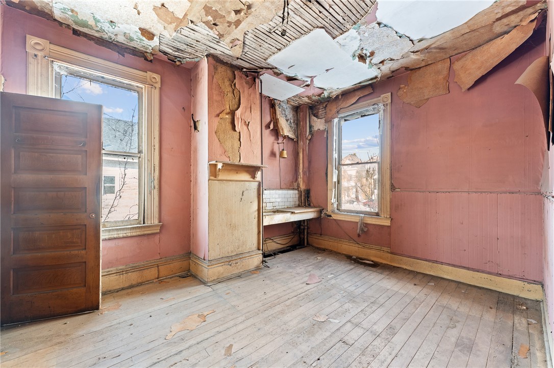 2526 Perrysville Ave