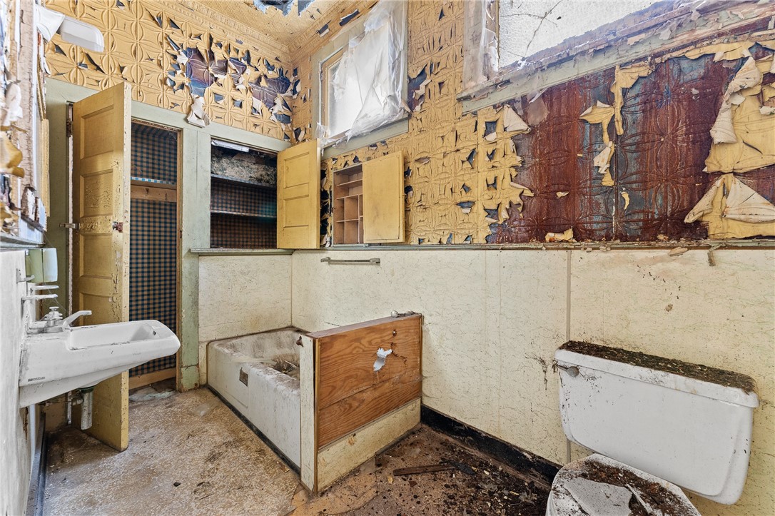 2526 Perrysville Ave