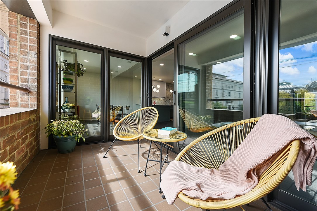 307 S Dithridge St 212