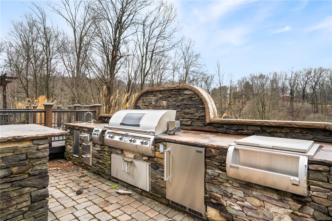 529 Arden Dr