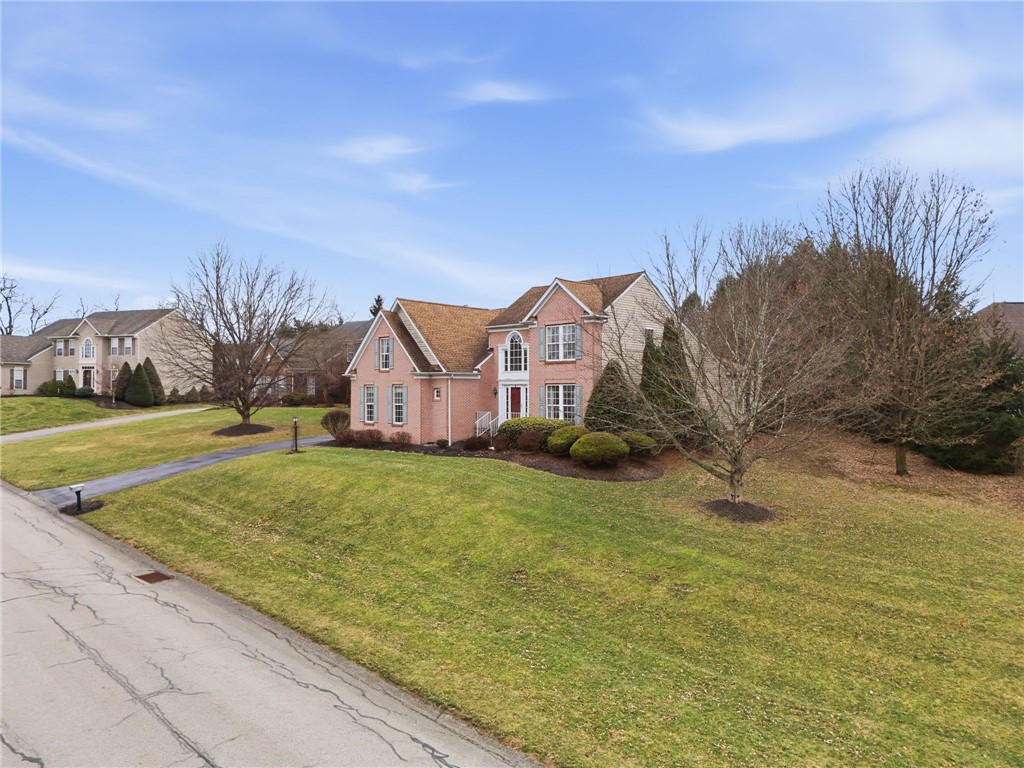 6855 Stephanie Ct