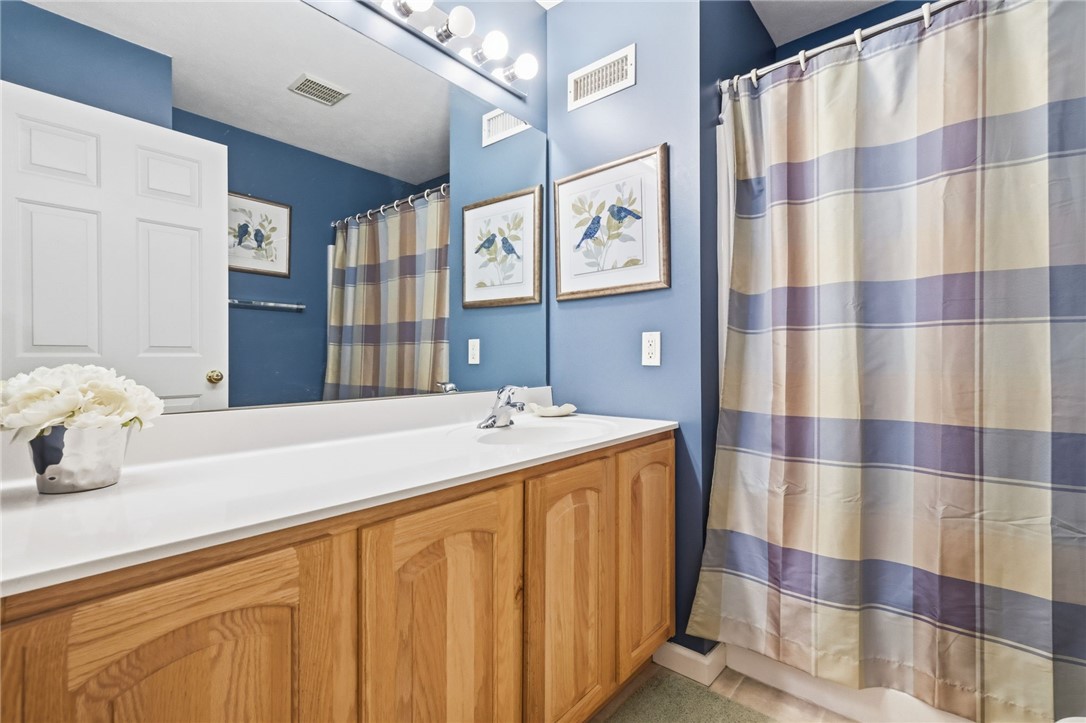 6855 Stephanie Ct