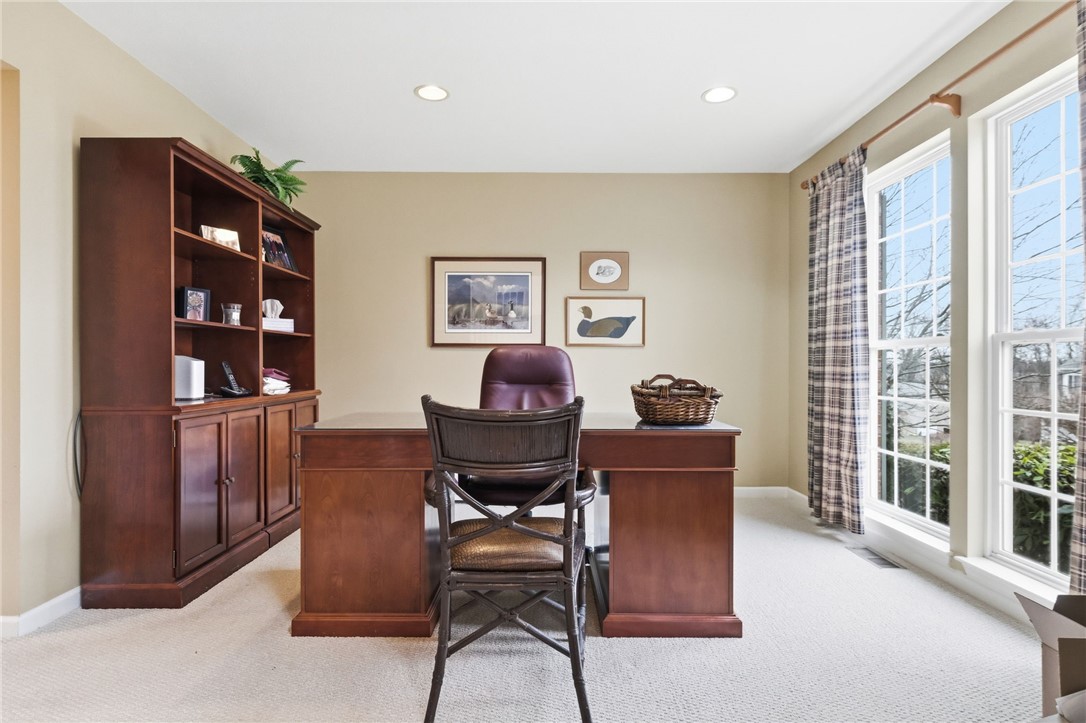 6855 Stephanie Ct