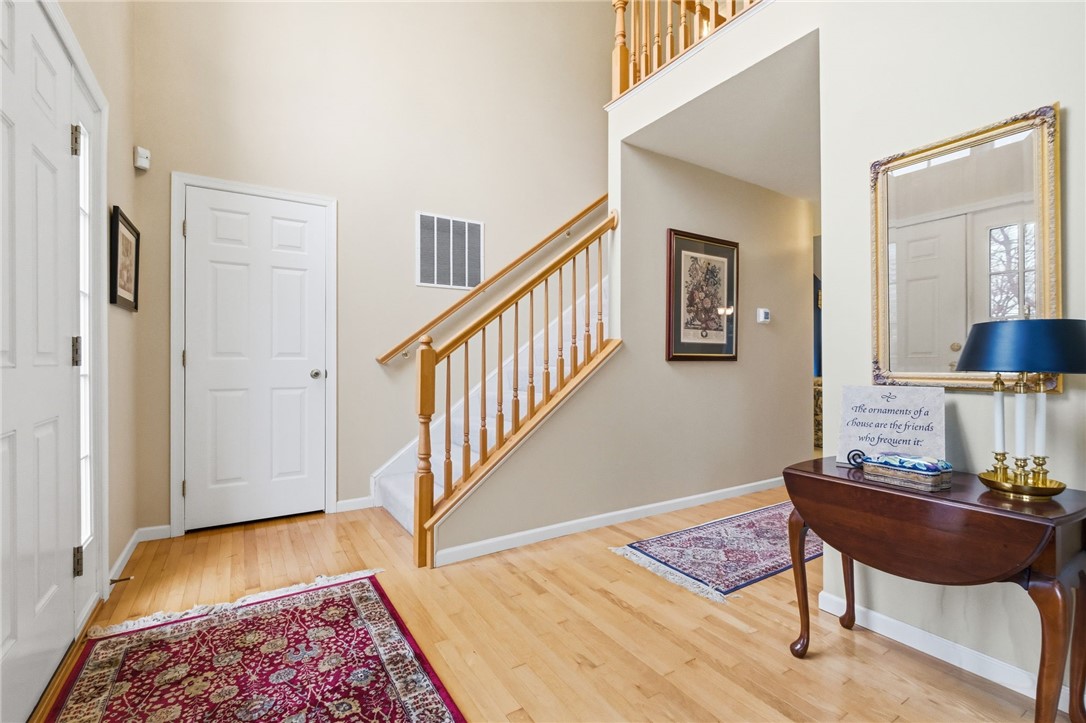 6855 Stephanie Ct