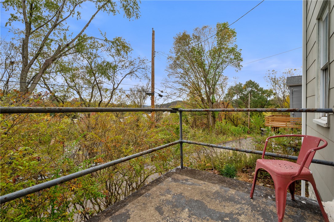 701 Maple Way