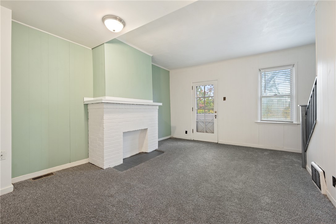 701 Maple Way