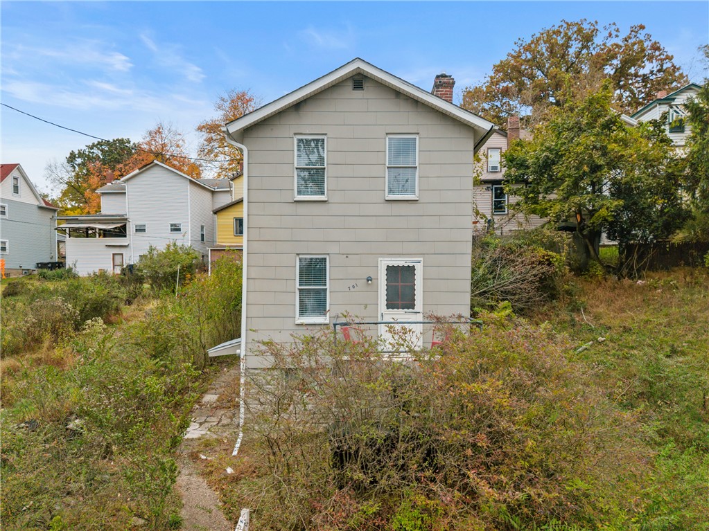701 Maple Way