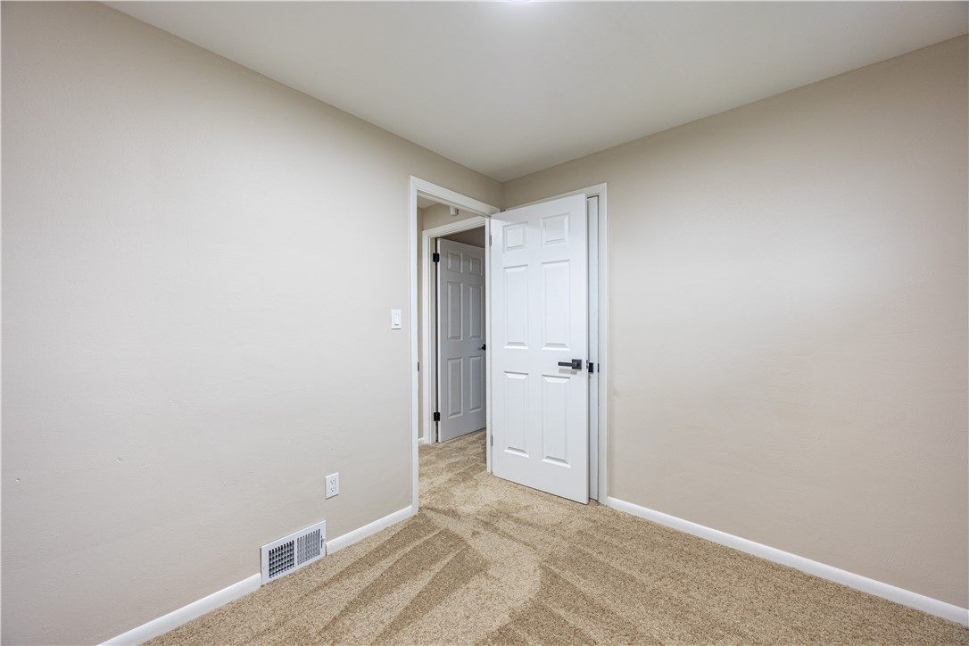 592 Guylyn Dr