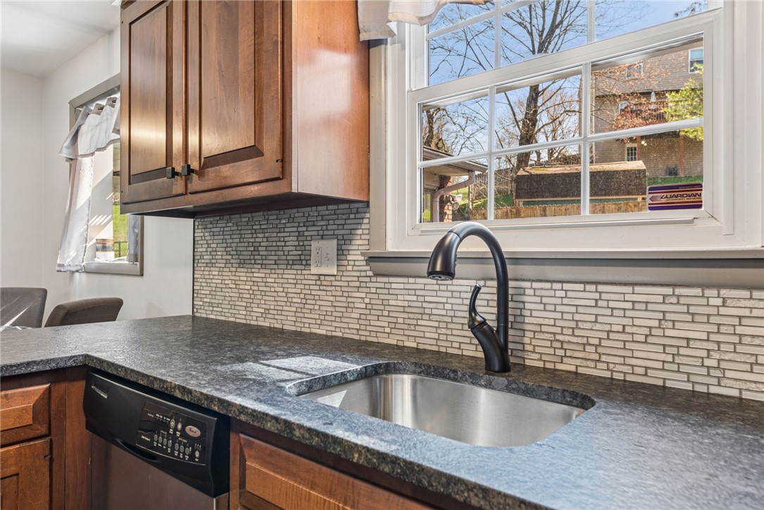 126 Jefferson Dr