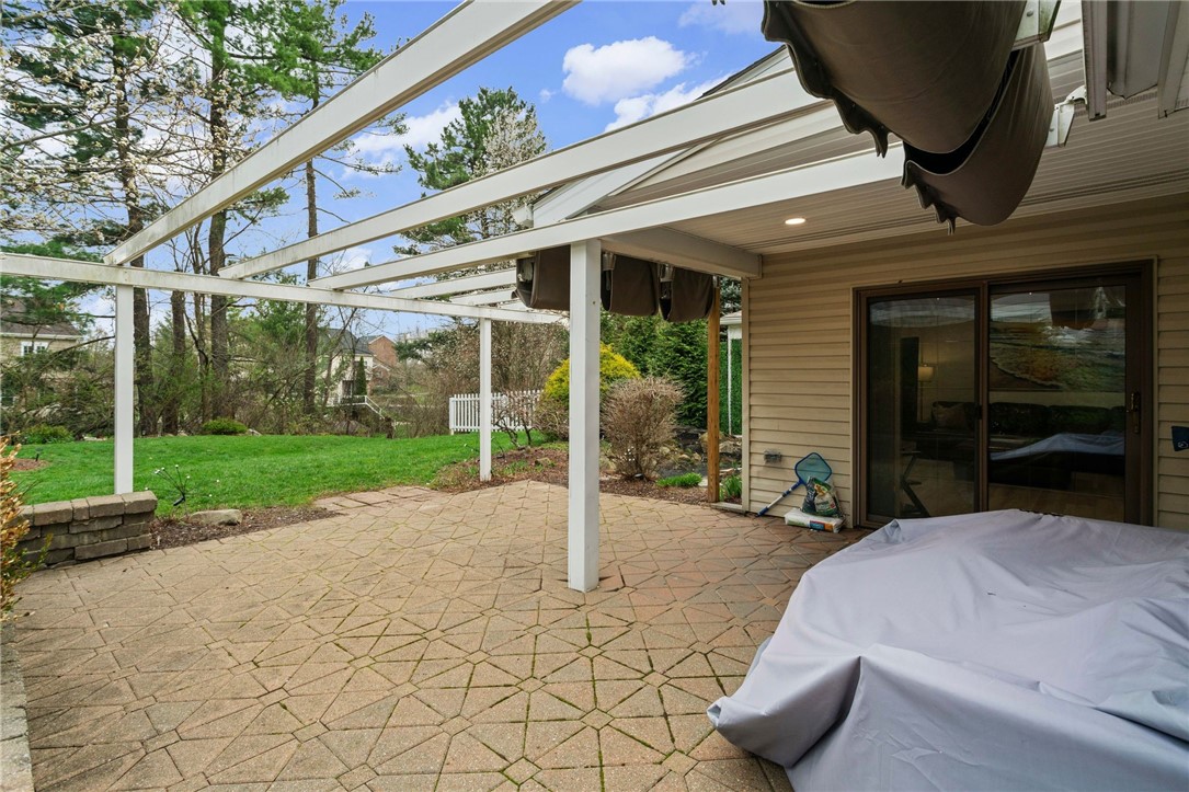 5528 Worthington Ct