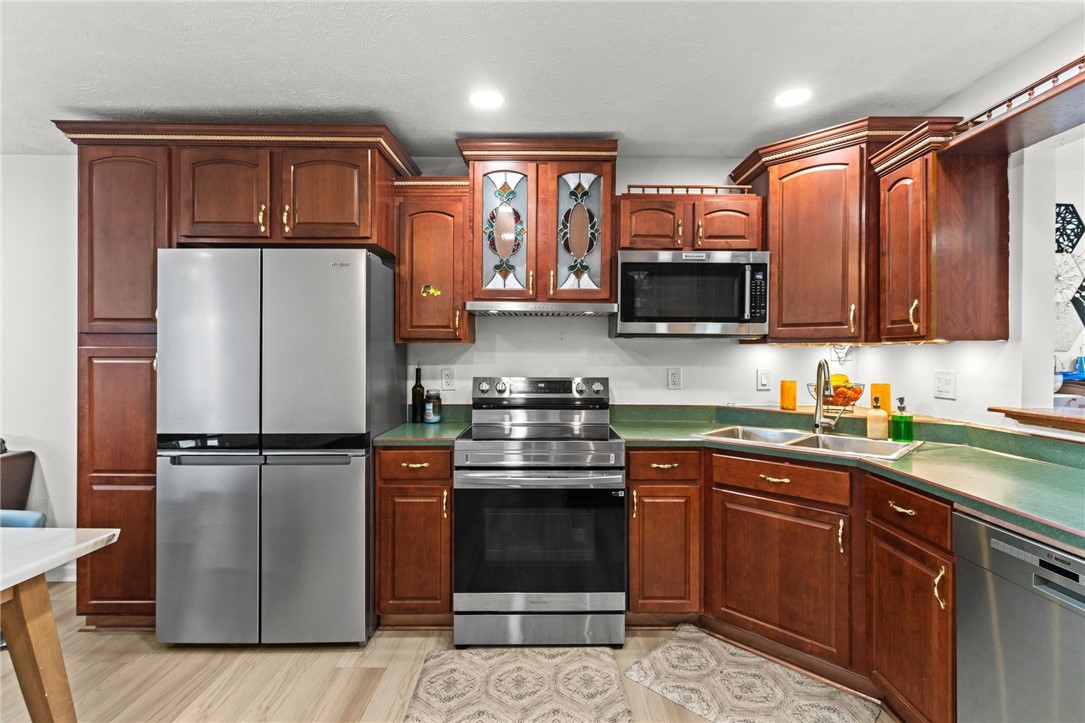 5528 Worthington Ct