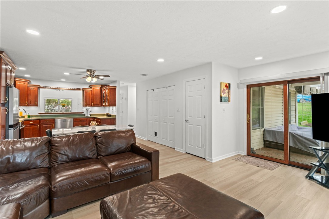 5528 Worthington Ct