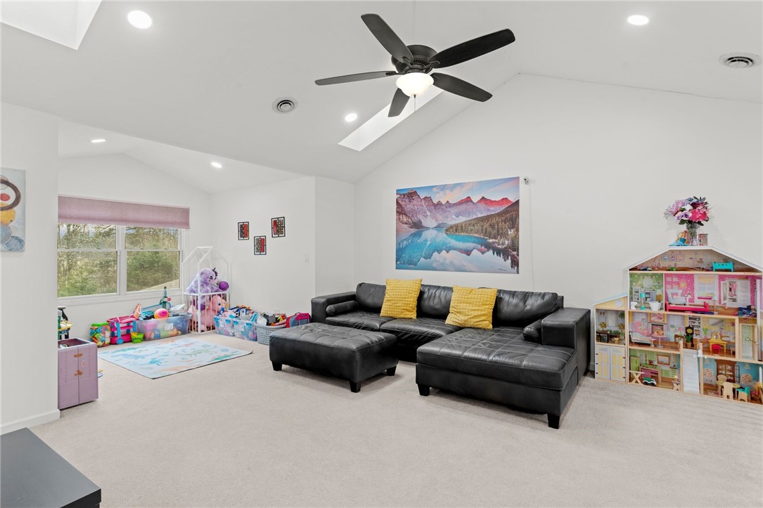 5528 Worthington Ct