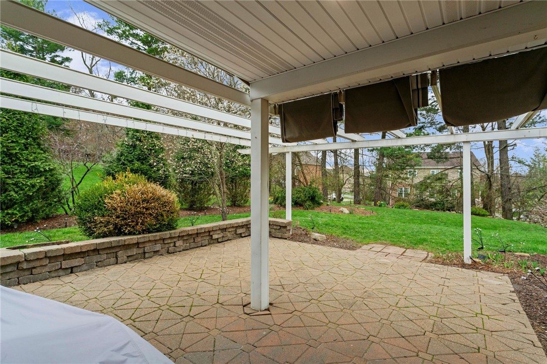 5528 Worthington Ct