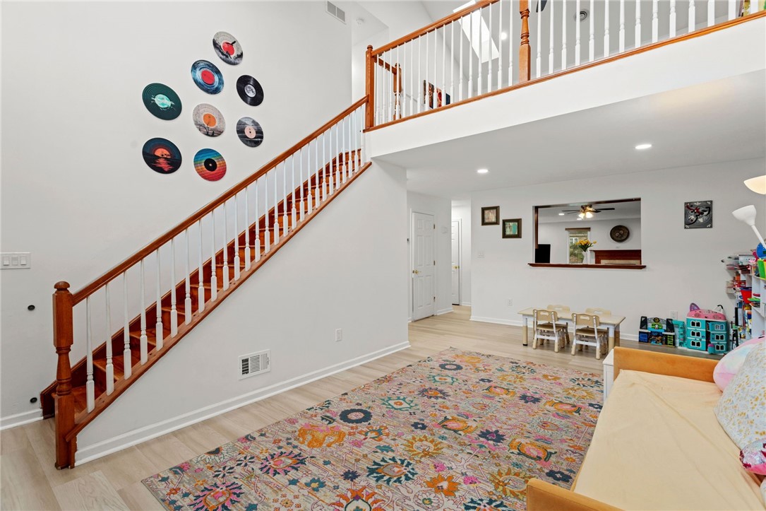 5528 Worthington Ct