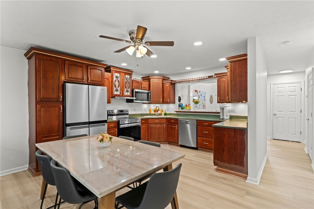 5528 Worthington Ct