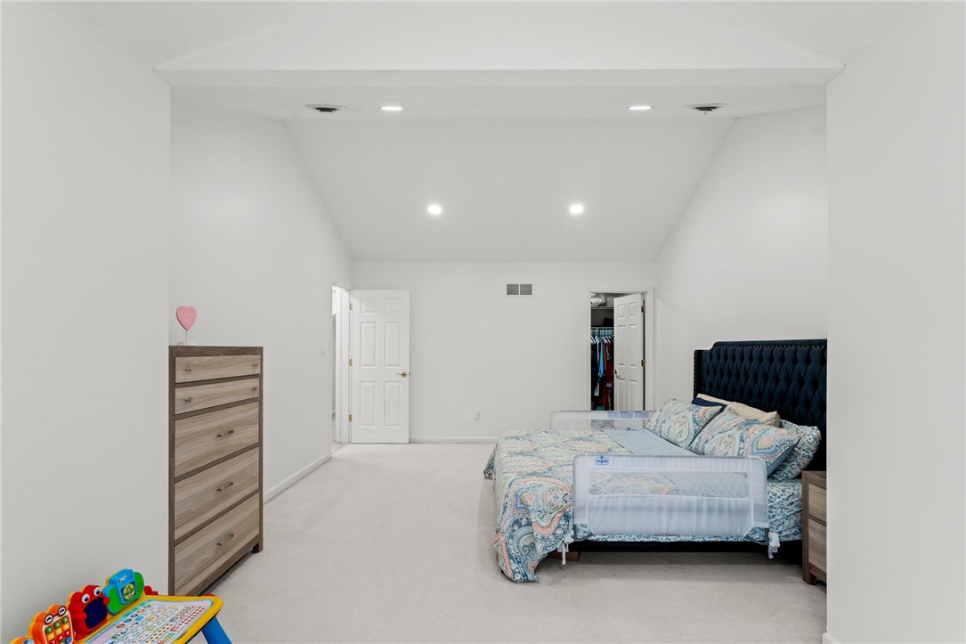 5528 Worthington Ct