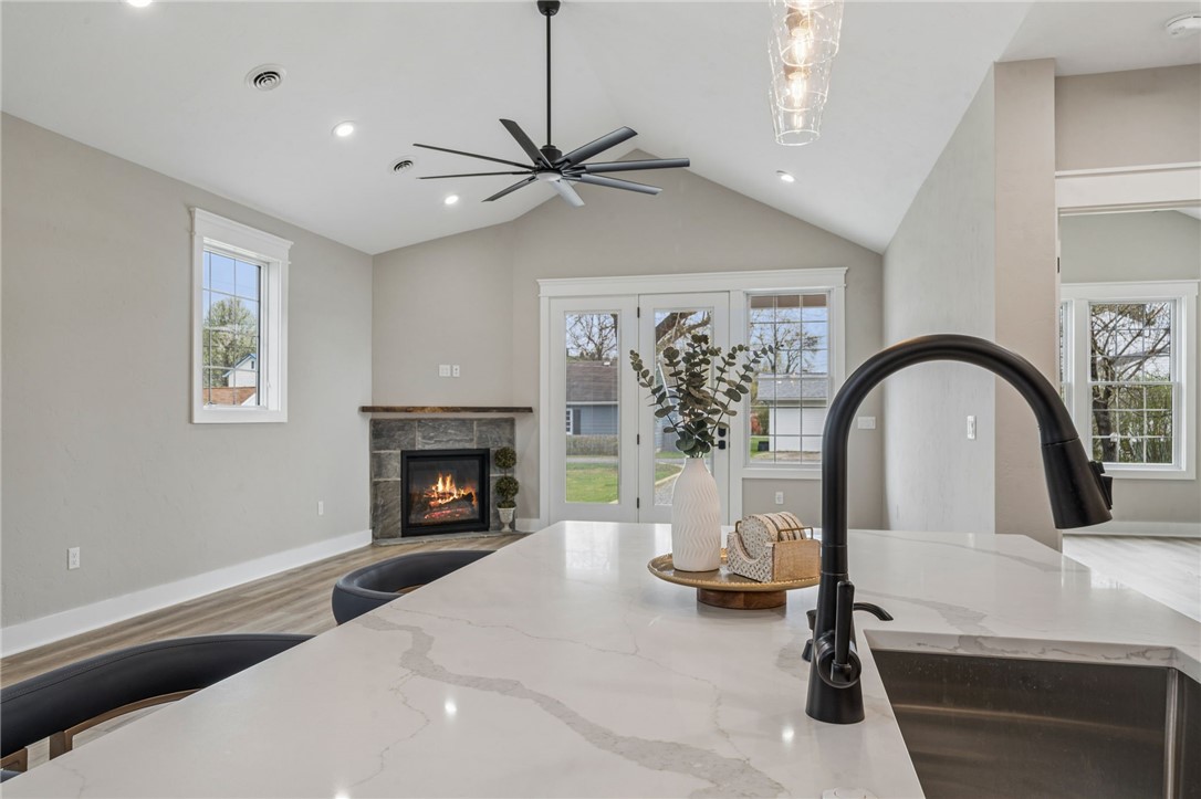 224 Bunger St