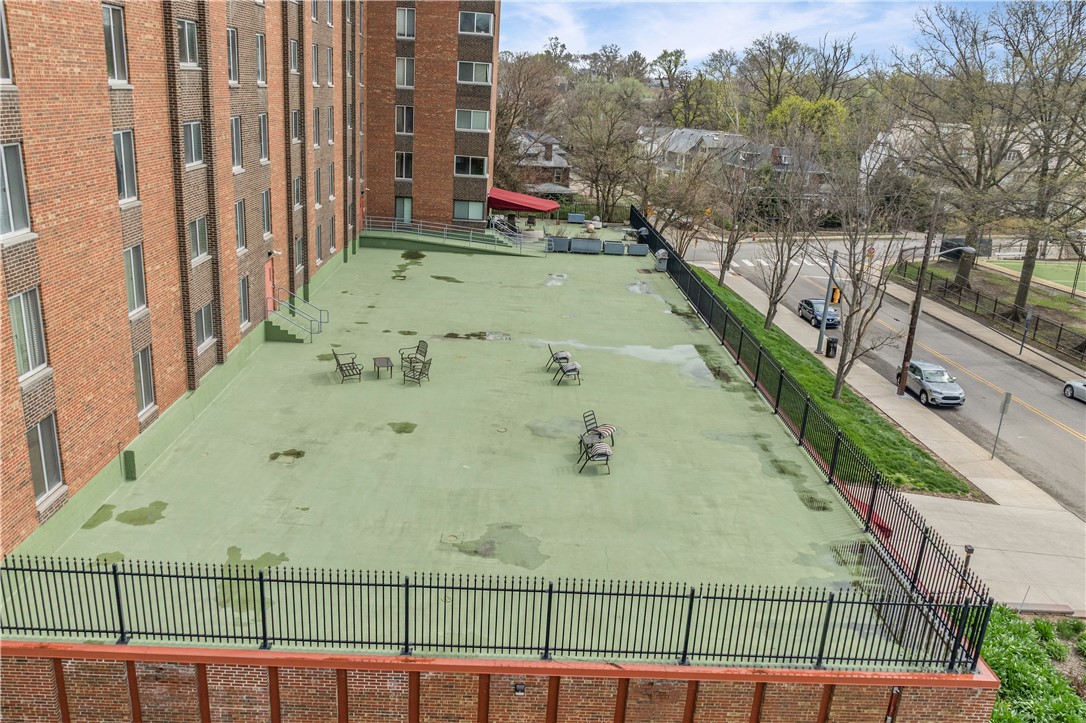 5 Bayard Rd 207