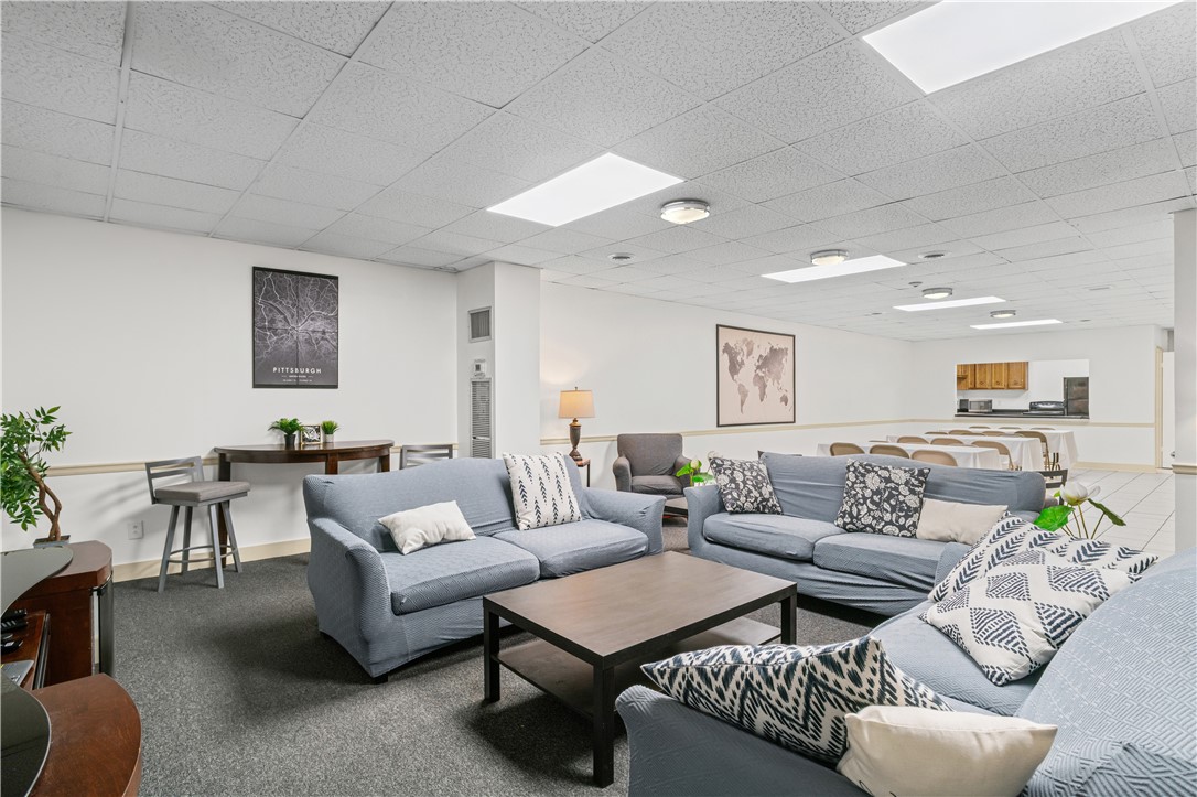 5 Bayard Rd 207