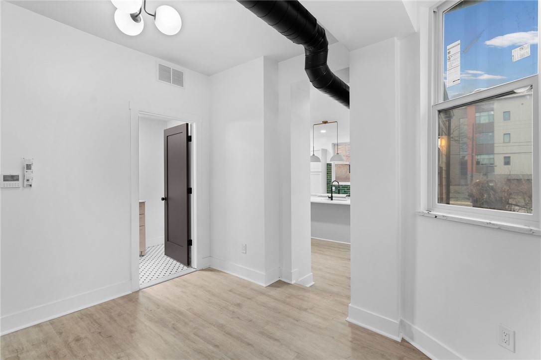 2035 Forbes Ave