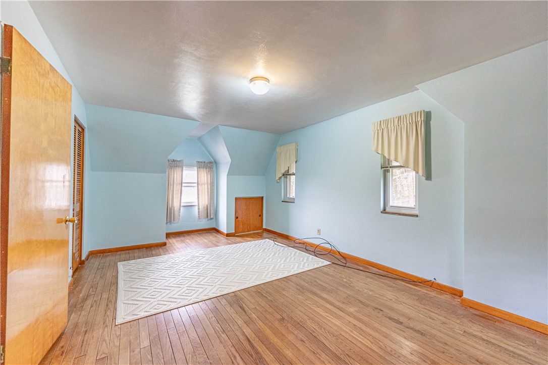 2339 Freeport Rd