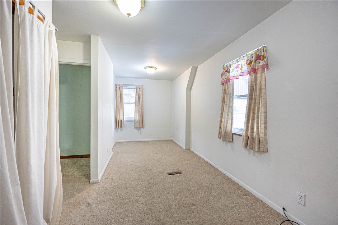 2339 Freeport Rd