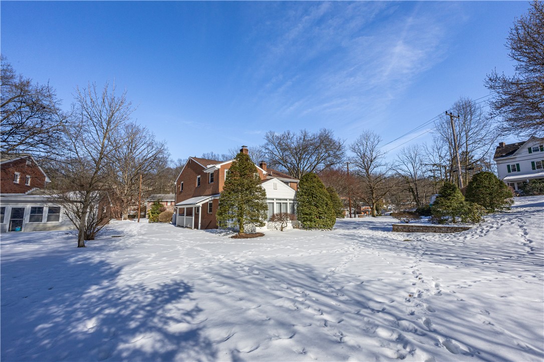 50 Camelot Ct
