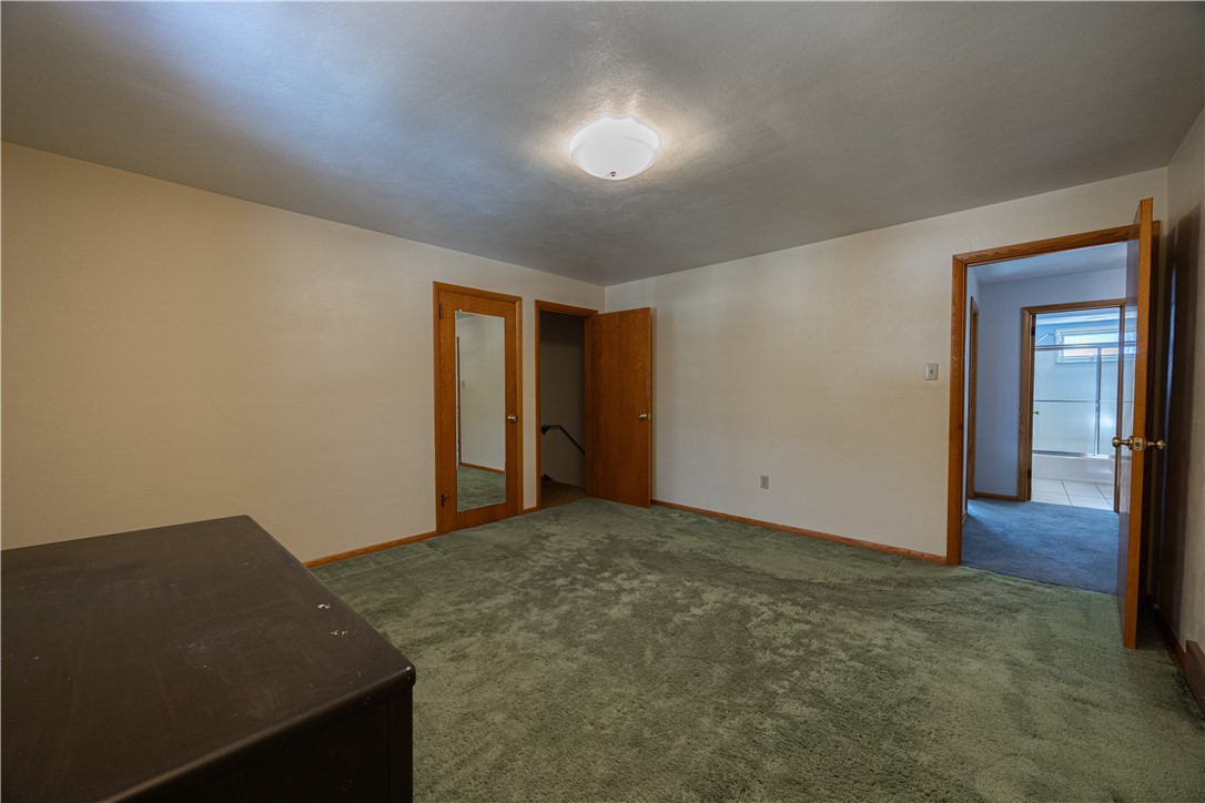 50 Camelot Ct