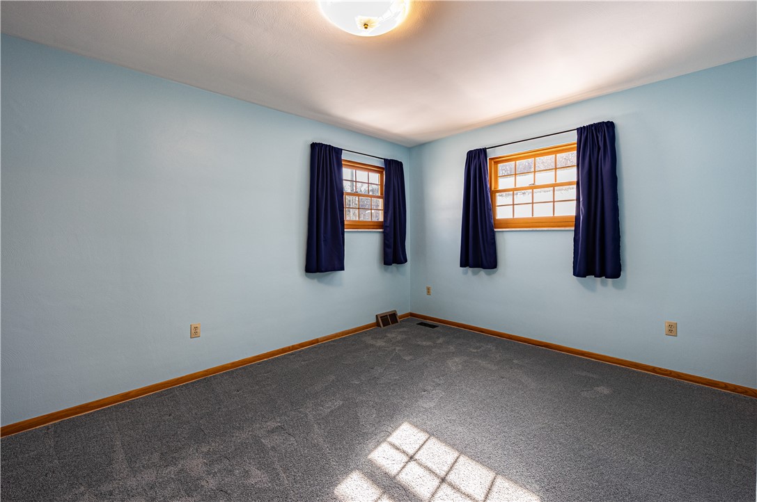 50 Camelot Ct