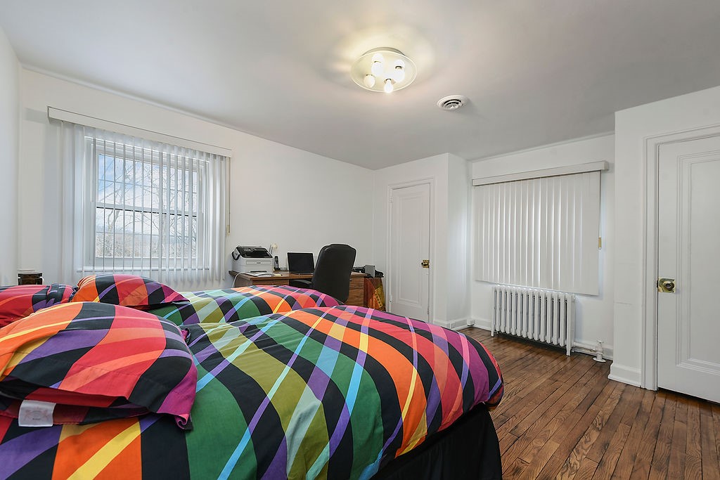 2205 Beechwood Blvd.