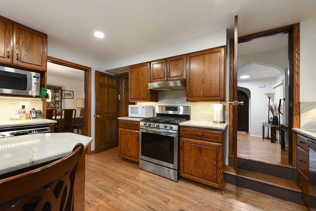 2205 Beechwood Blvd.