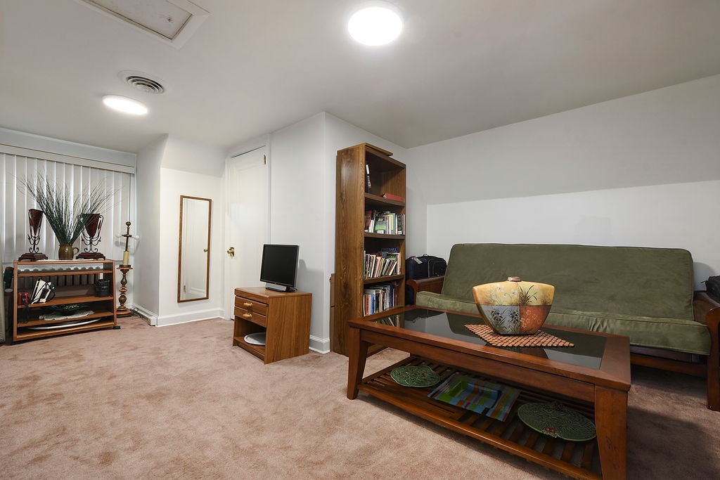 2205 Beechwood Blvd.