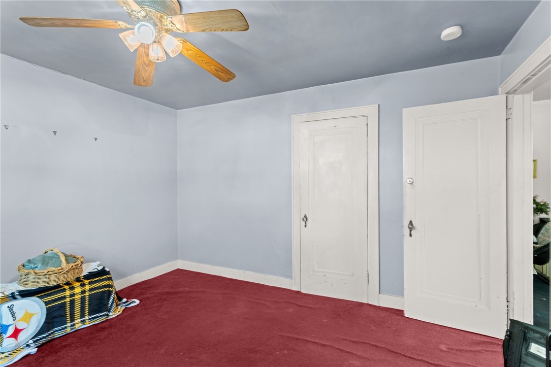 821 Greenfield Ave