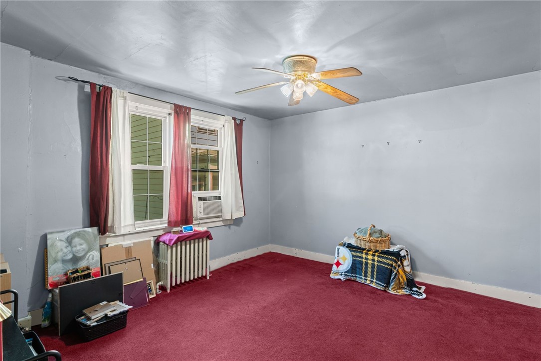 821 Greenfield Ave