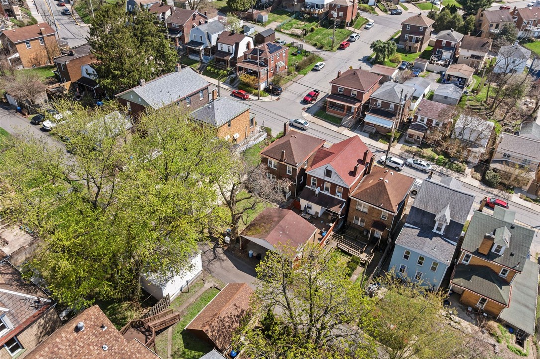 821 Greenfield Ave
