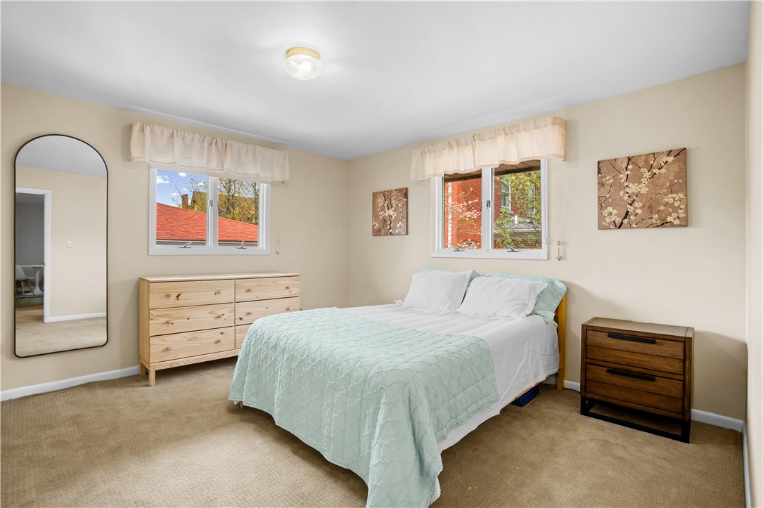 6113 Grafton St