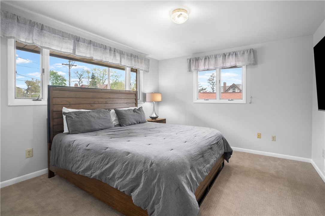 6113 Grafton St
