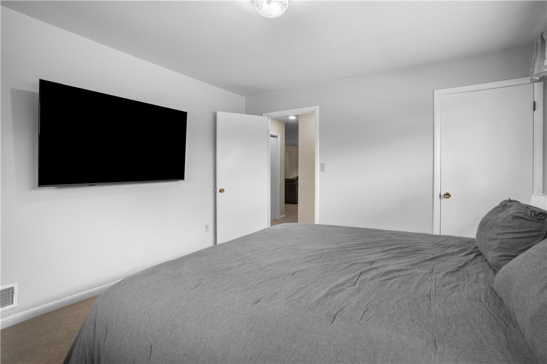 6113 Grafton St