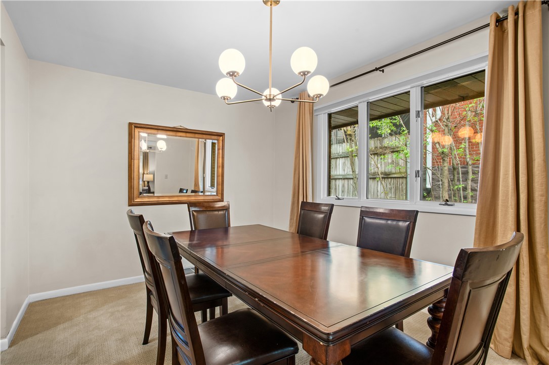 6113 Grafton St