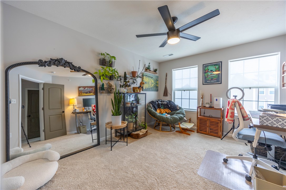 103 Sweetwater Dr