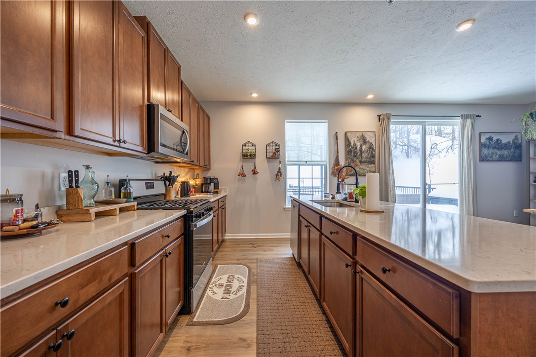 103 Sweetwater Dr