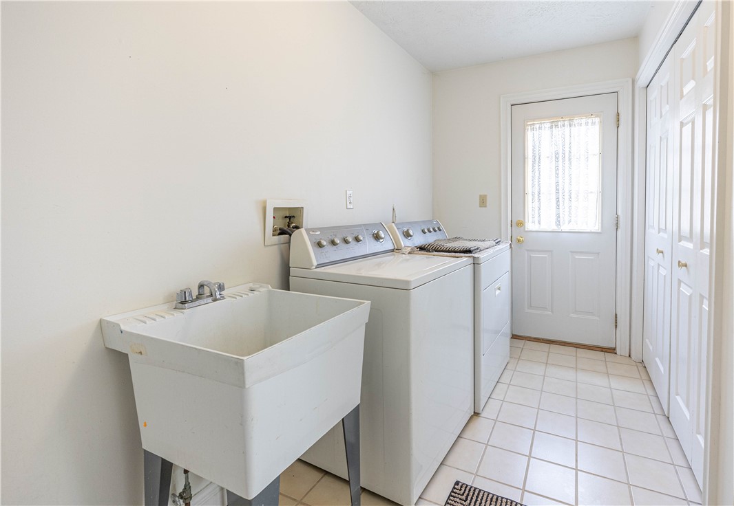 224 Country View Dr