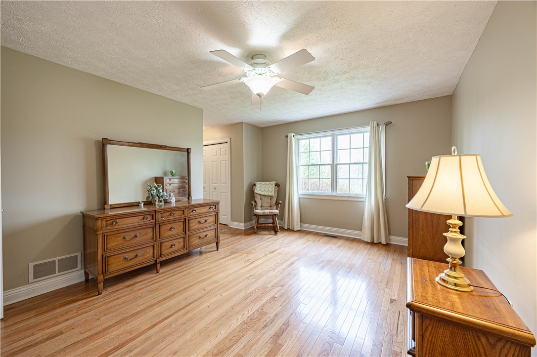 224 Country View Dr