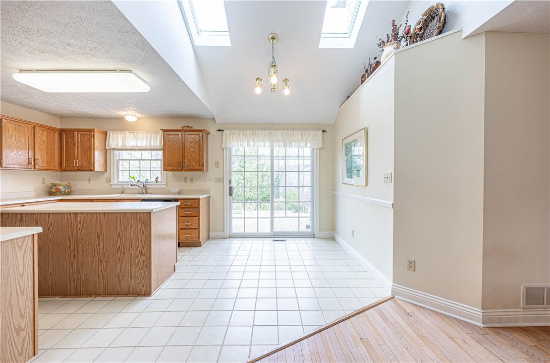 224 Country View Dr