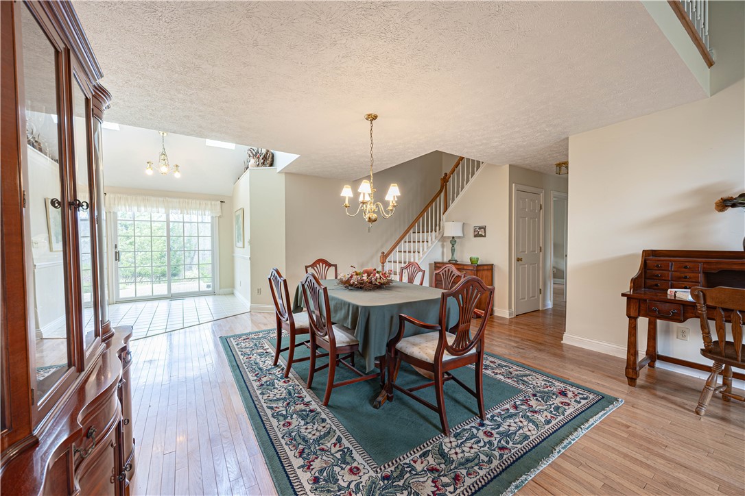 224 Country View Dr