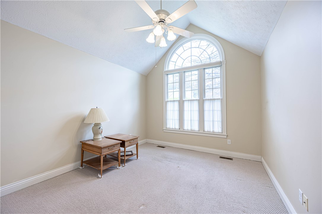 224 Country View Dr