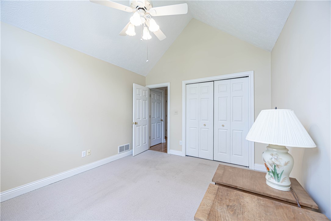 224 Country View Dr