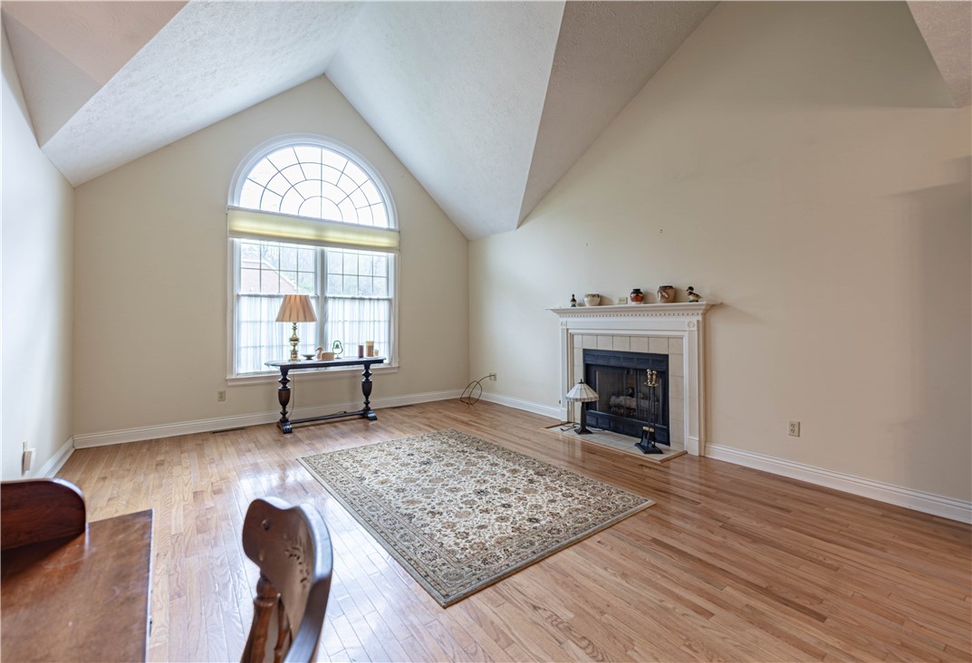 224 Country View Dr