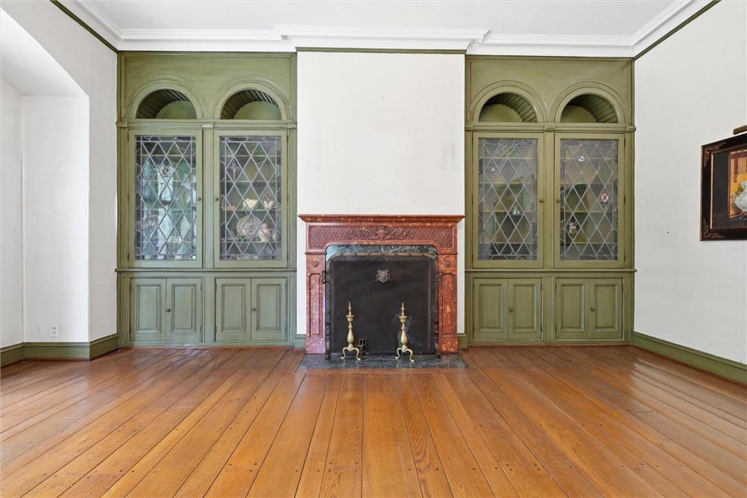 113 Maple Ave